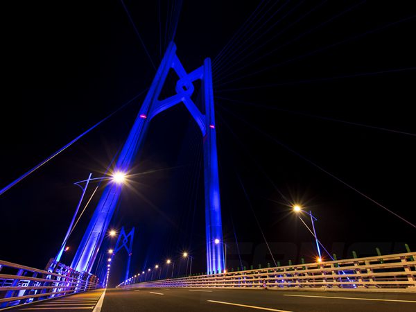 港珠澳大桥路灯